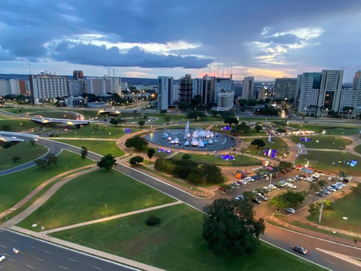 Flat Encantador No 7º Com Vista Pra Torre De Tv 巴西利亚 外观 照片